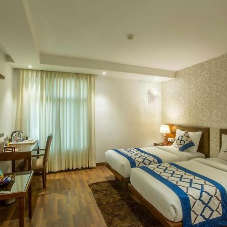 Hotel Arch International New Delhi Exterior photo