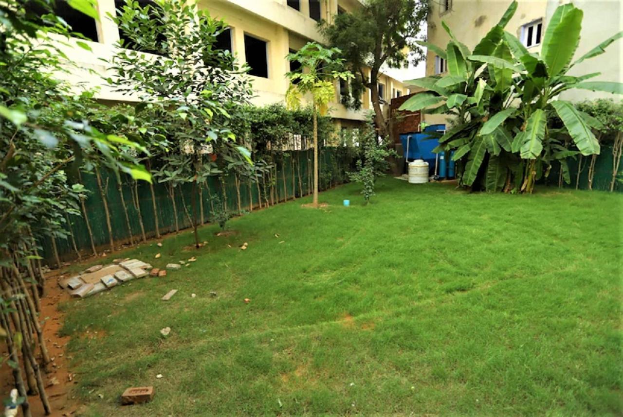 Hotel Arch International New Delhi Exterior photo